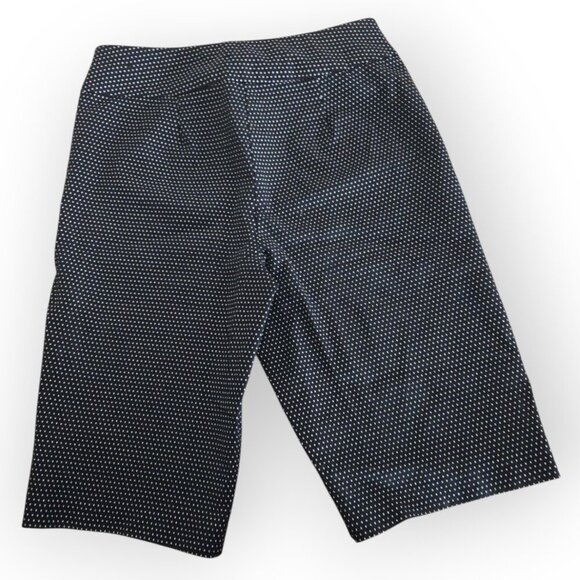 Chico's Black White Polka Dot "So Slimming" Pull On Shorts 0/4 - Picture 2 of 6